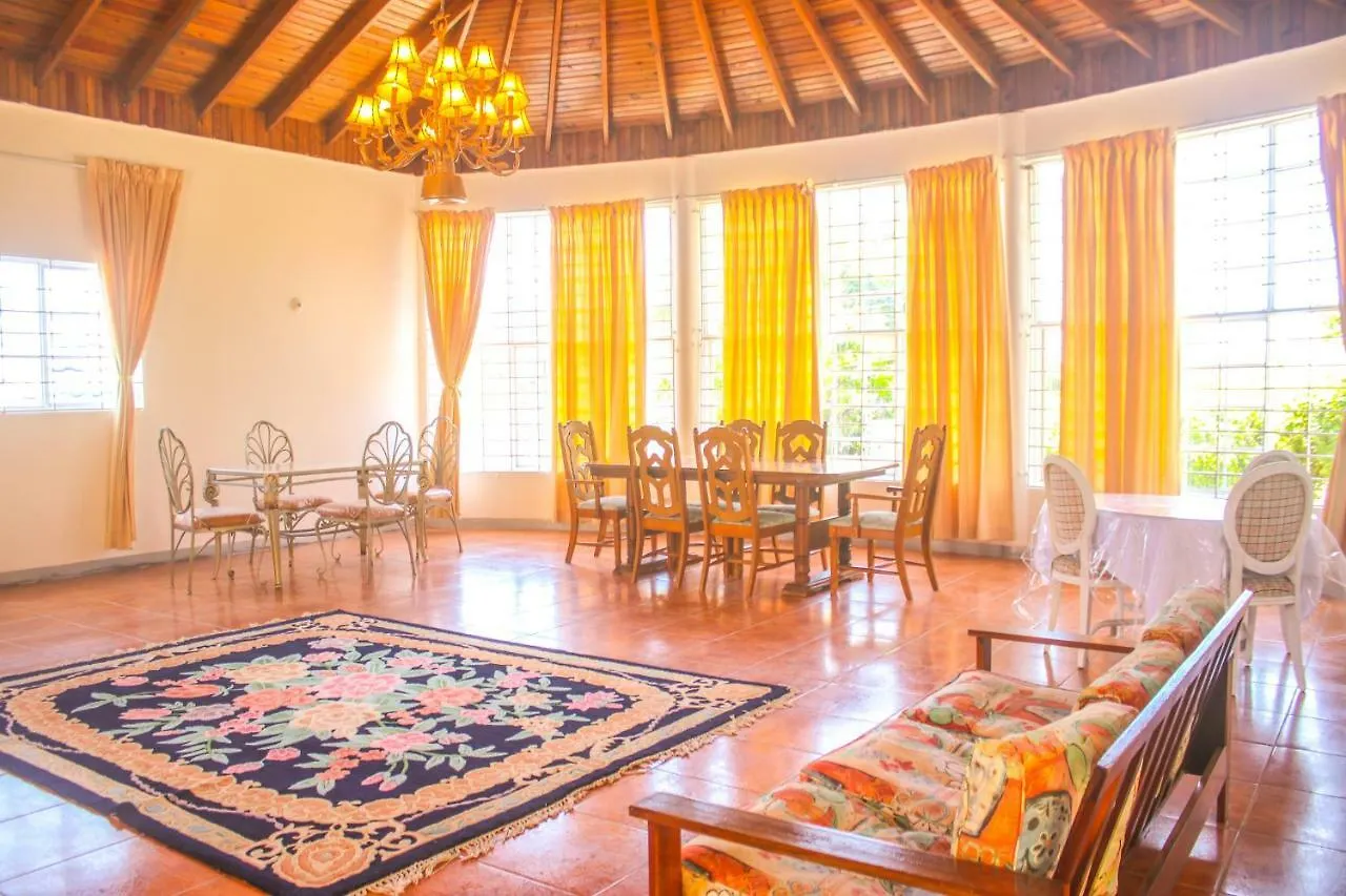 Villas Roma Montego Bay