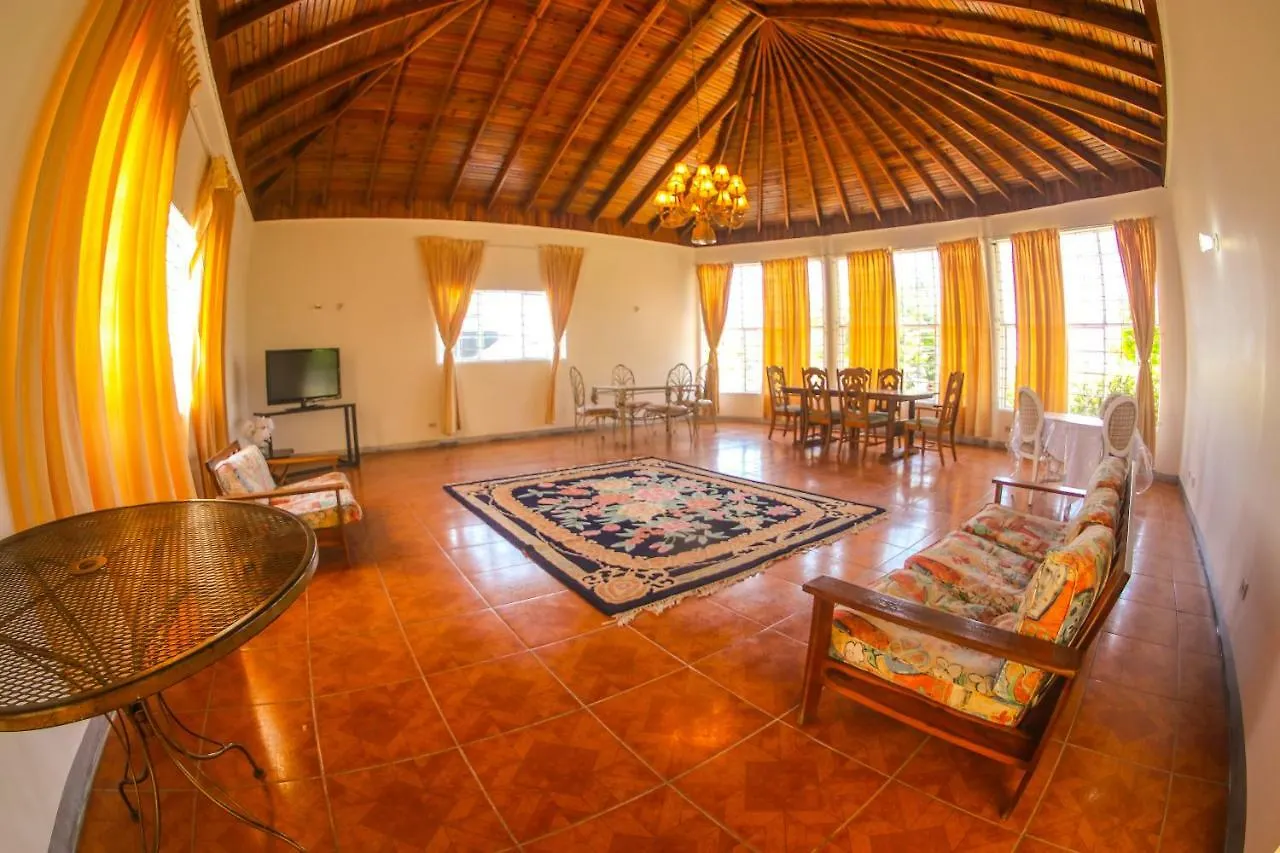 Villas Roma Montego Bay